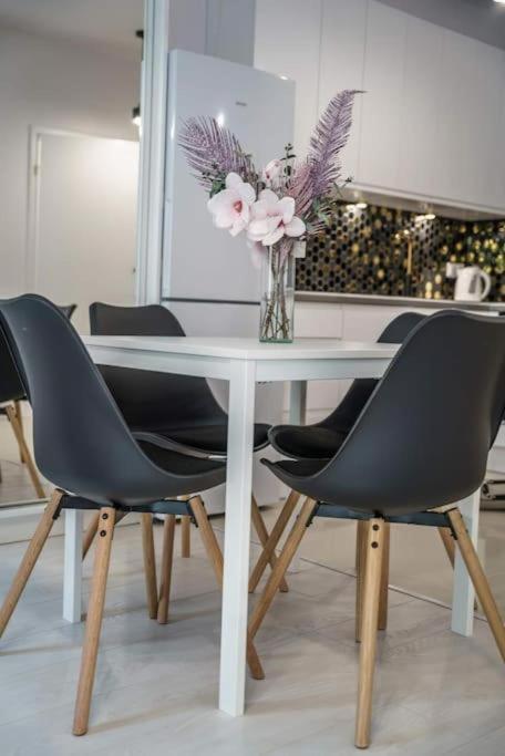 Urbannestgroup - Sienna 65 Daire Varşova Dış mekan fotoğraf